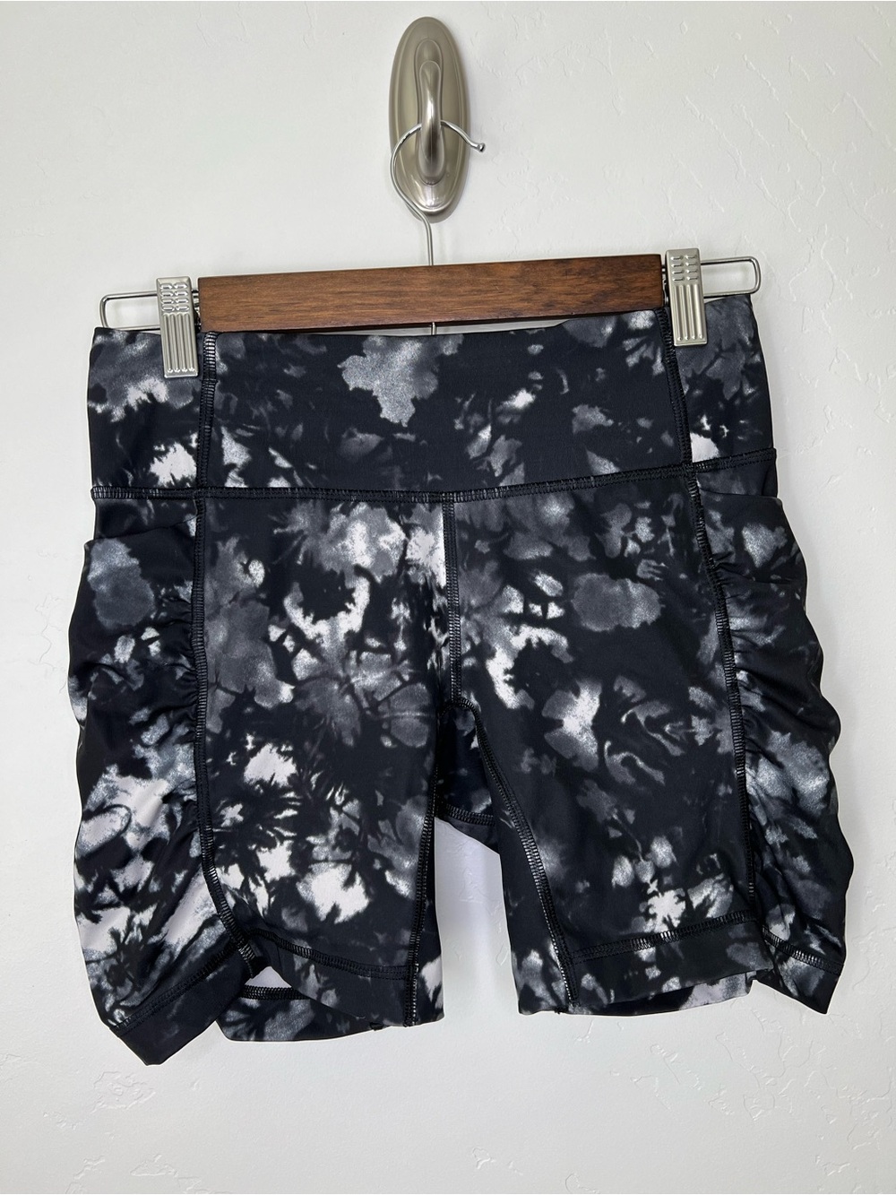 Lululemon Athletica Black & White Tie-Dye Bike Shorts
